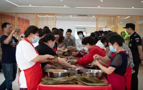 組團共建、服務(wù)民生---這里的黨群服務(wù)中心格外有溫度