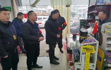 寒風(fēng)凜冽刺骨，斗志昂揚為民